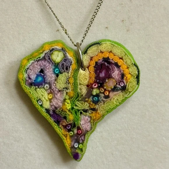 Artisan 14K Gold Handmade Fiber Art Signed Heart Pendant Necklace & Earrings - Picture 2 of 8